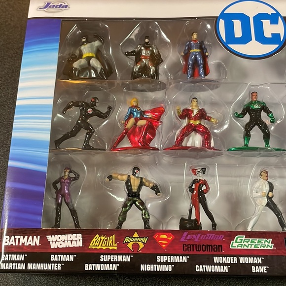 DC Comics Nano Metalfigs - Picture 2 of 11
